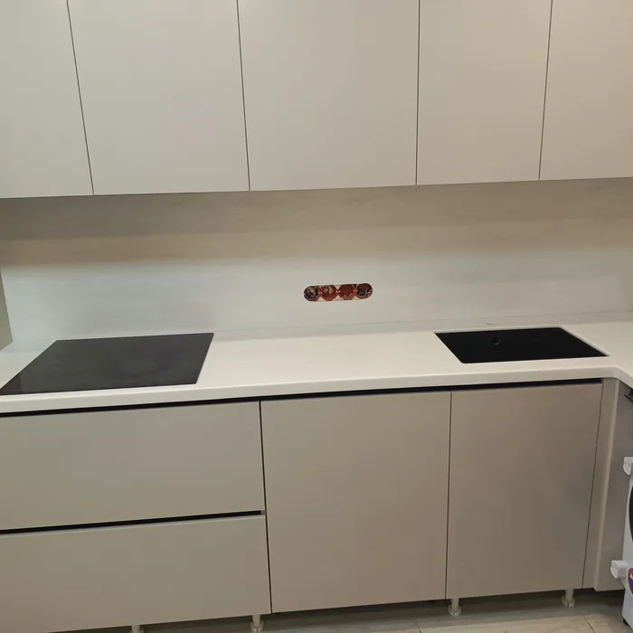 Кухонная столешница из искусственного камня на заказ
